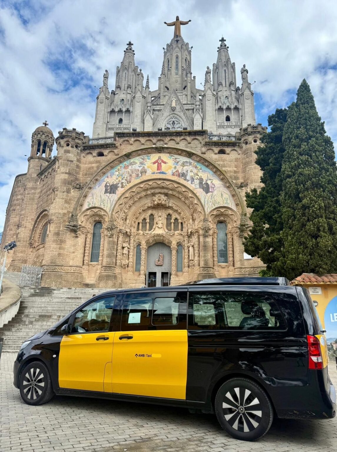 Taxi con maxicosi